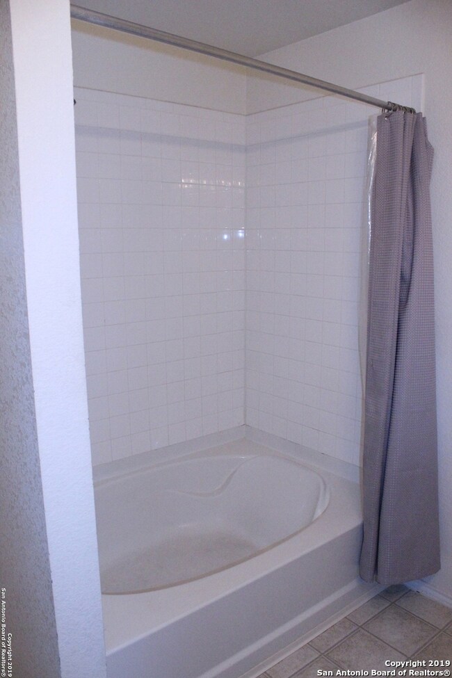 11016 Dublin Place unit 1, San Antonio, TX 78254 - photo 5