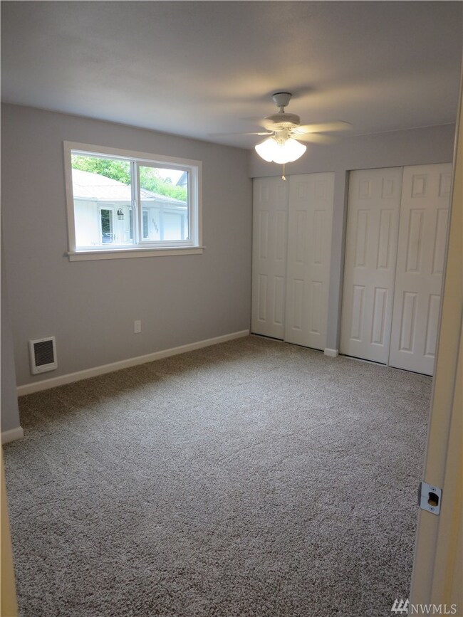 8834 Colgate Dr W, University Place, WA 98466 - photo 7