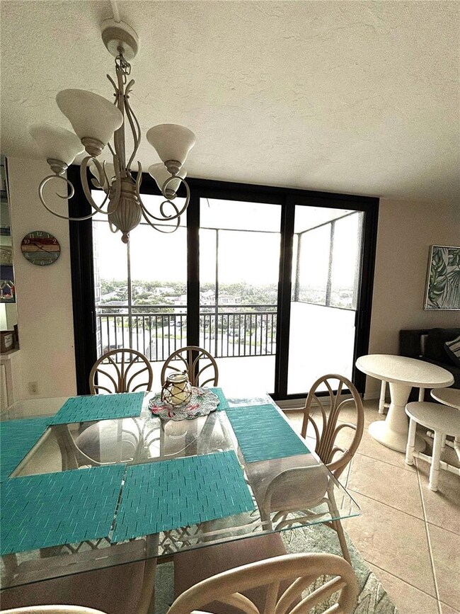 631 Alhambra Rd unit 702, Venice, FL 34285 - photo 7