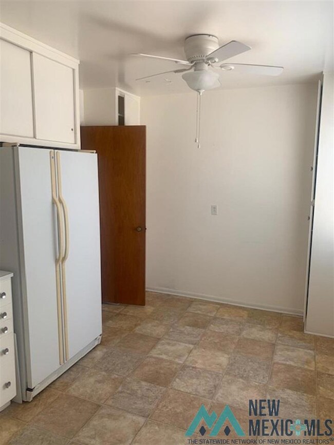 1027 N 6th St, Carlsbad, NM 88220 - photo 7