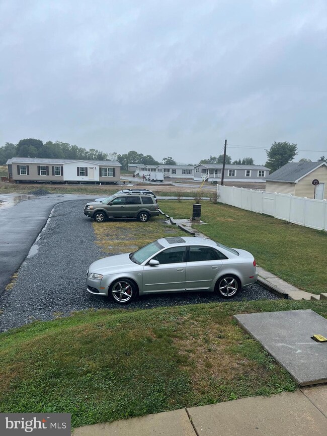 403 N Railroad St, Palmyra, PA 17078 - photo 4