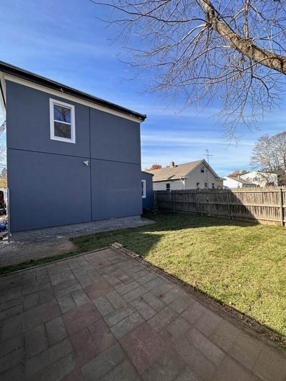 71 Lupine Rd, Lowell, MA 01850 - photo 5