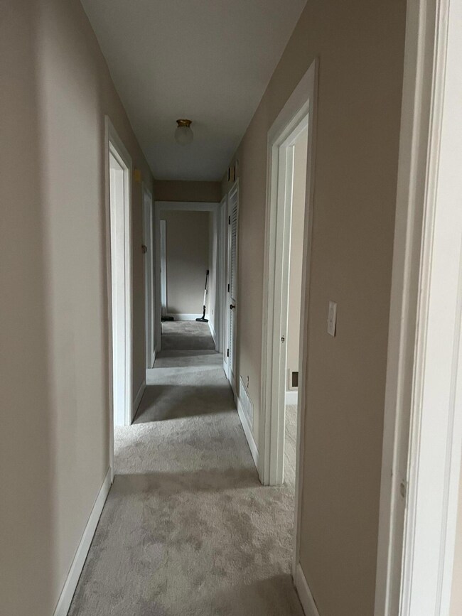 215 W 3rd St unit 2, Frankfort, KY 40601 - photo 7