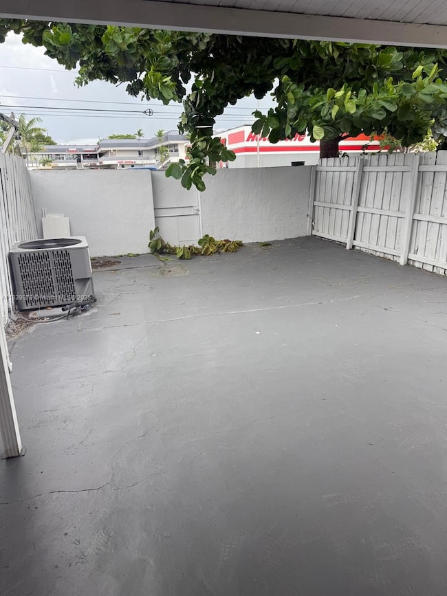 3860 W 11th Ln unit 1, Hialeah, FL 33012 - photo 5