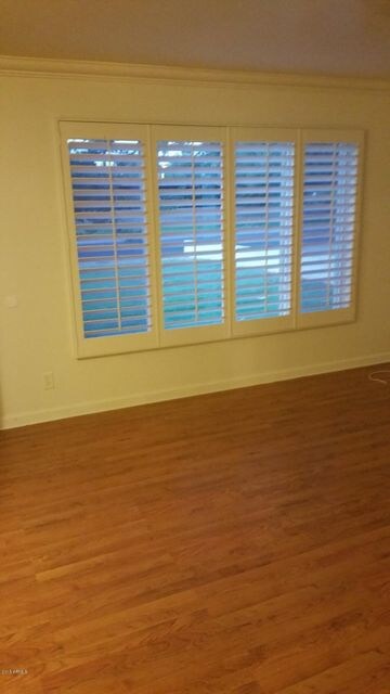 2323 e weldon living rm