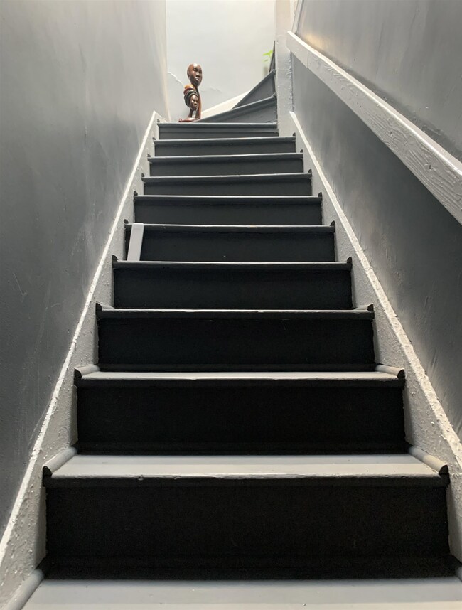 27 Bergen Ave unit 2, Jersey City, NJ 07305 - photo 2