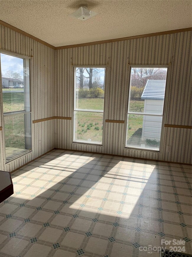 238 Bellwood Loop, Statesville, NC 28625 - photo 4