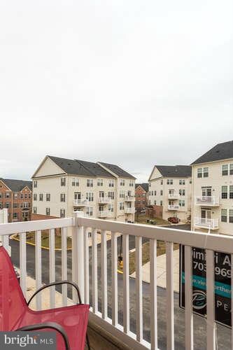 2523 Eastbourne Dr unit 248, Woodbridge, VA 22191 - photo 4
