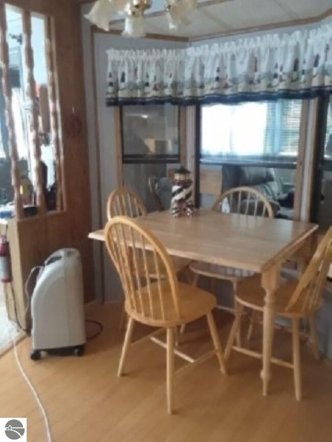 3675 E Michigan Ave, Au Gres, MI 48703 - photo 5