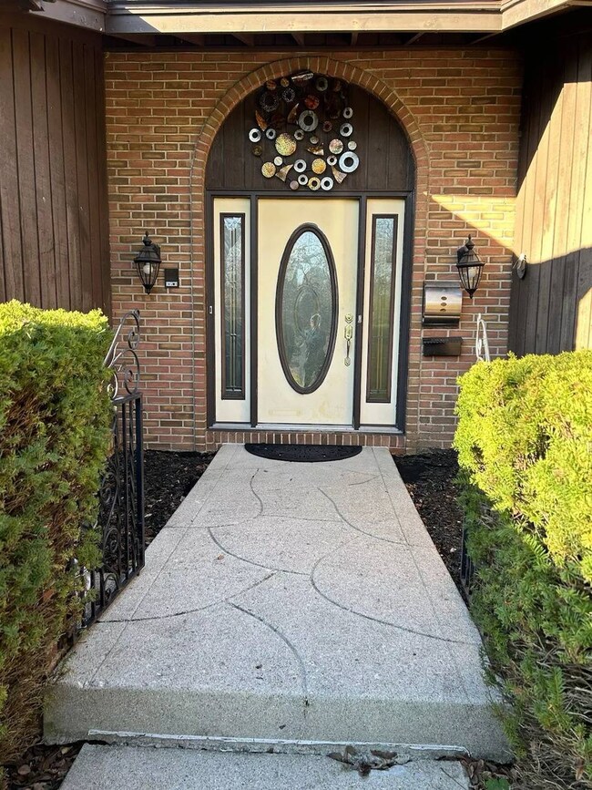 Main Front Entrance Atrium Motion Sensor