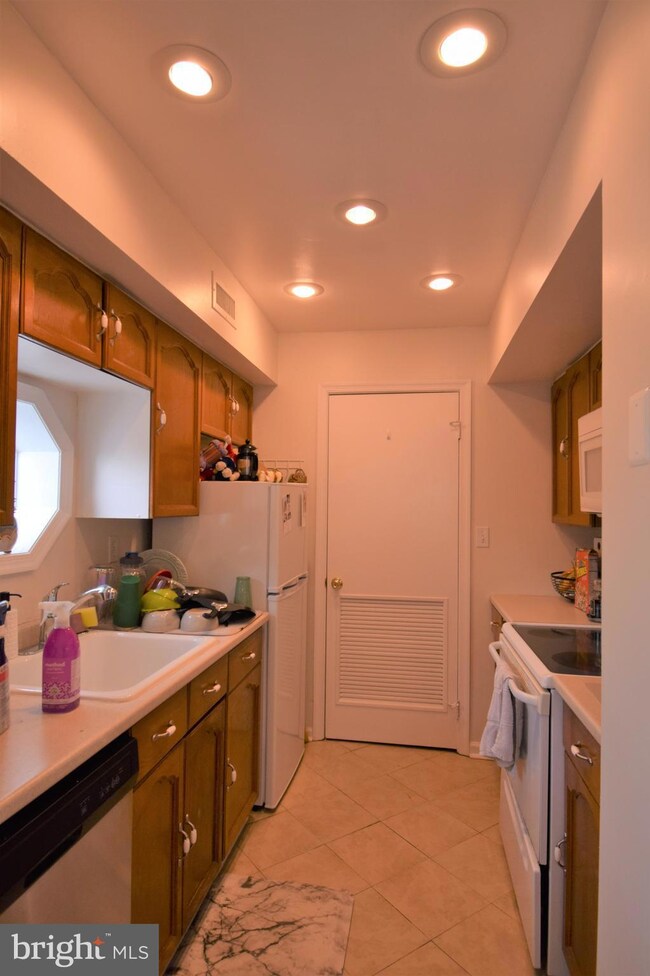 4521 28th Rd S, Arlington, VA 22206 - photo 6