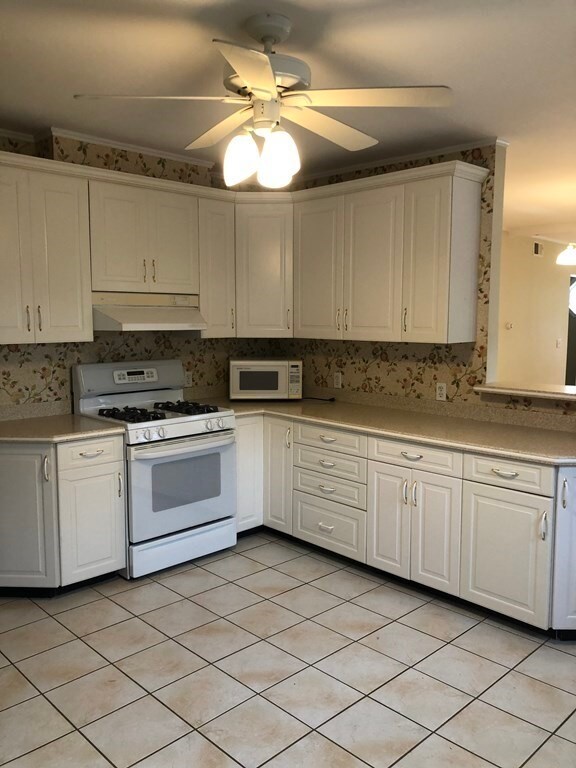 251 Washington St unit 253, Westwood, MA 02090 - photo 3