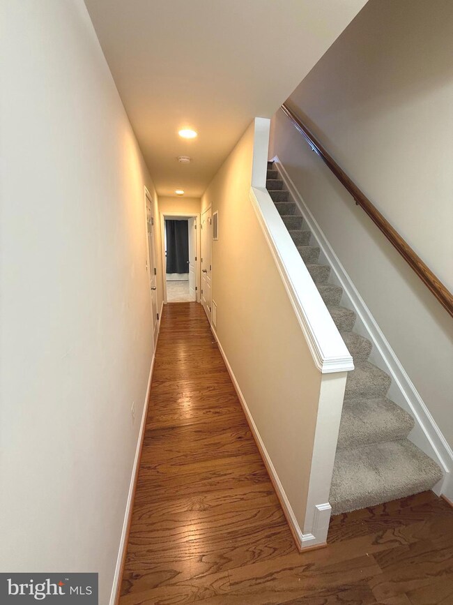 2932 Truffle Oak Place unit 283, Woodbridge, VA 22191 - photo 4