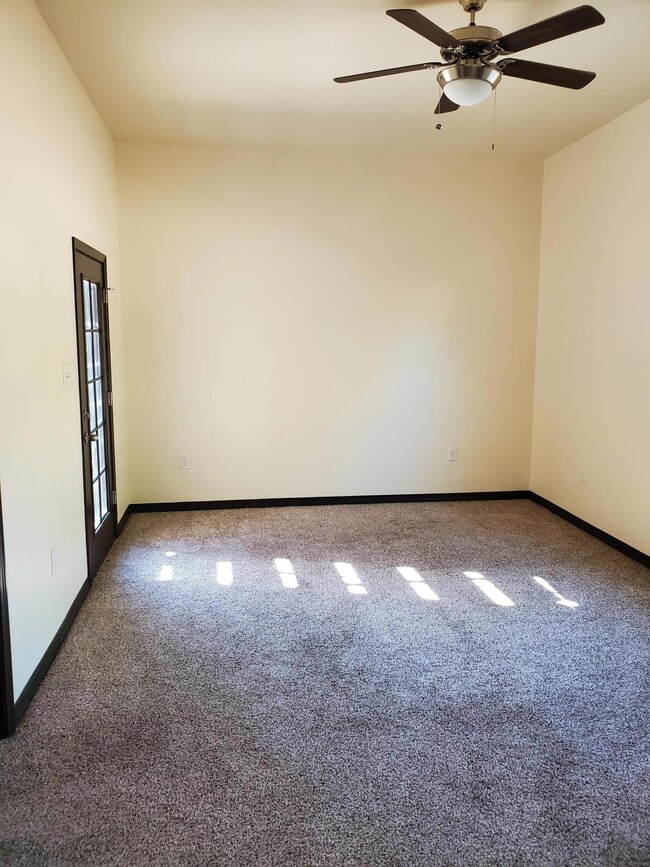 257 Pasodale Rd, El Paso, TX 79907 - photo 6