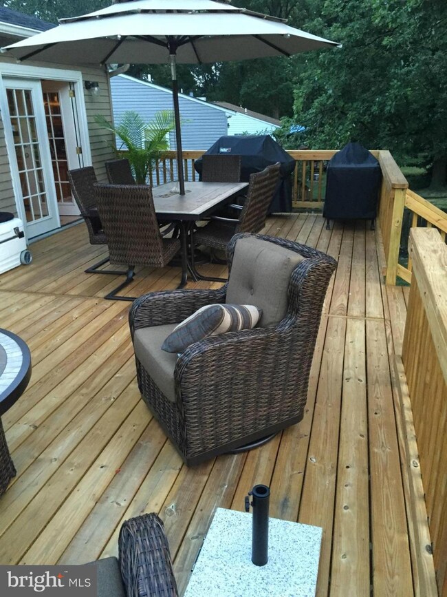 7104 Pickering Ct, Glen Burnie, MD 21061 - photo 3