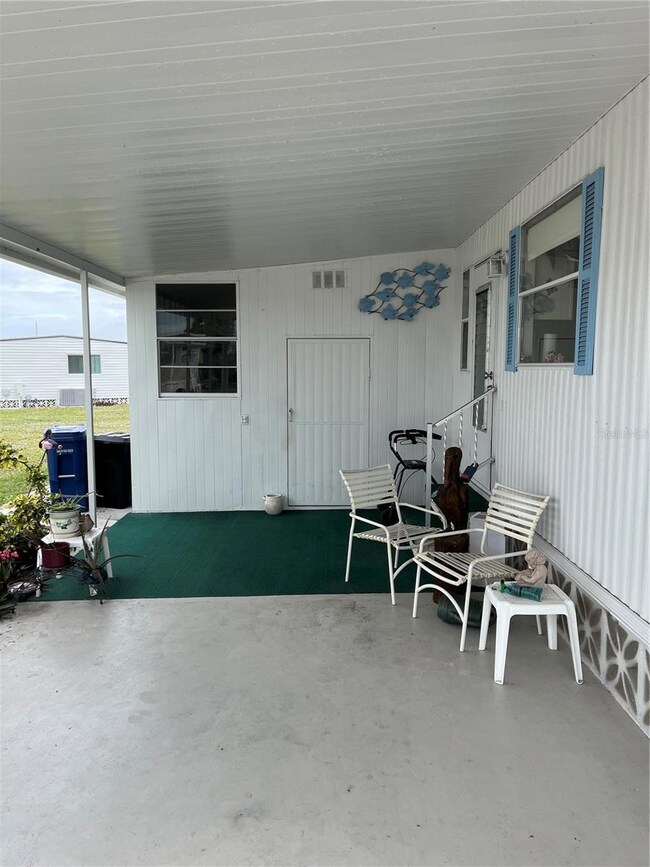 835 Cervina Dr S, Venice, FL 34285 - photo 3