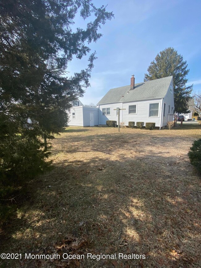 807 Claridge Dr, Spring Lake, NJ 07762 - photo 3