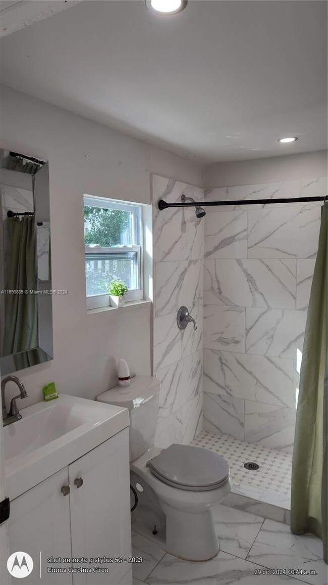 1028 18th St, West Palm Beach, FL 33407 - photo 4