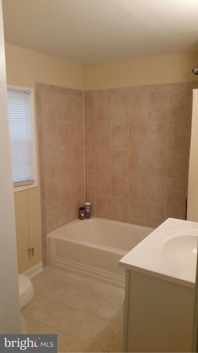 5521 Walker Mill Rd, Capitol Heights, MD 20743 - photo 7