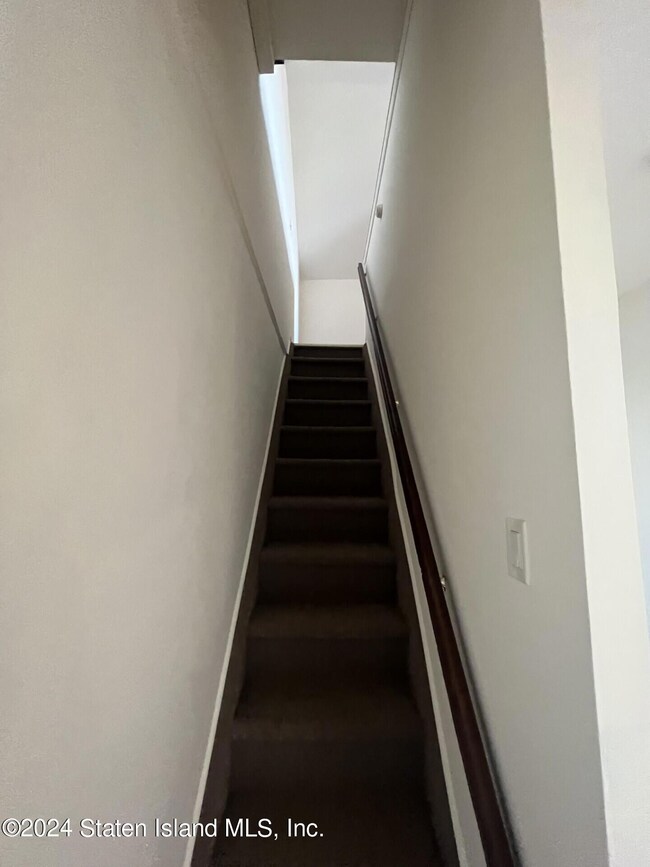 45 Seaview Ave unit 2, Staten Island, NY 10304 - photo 2