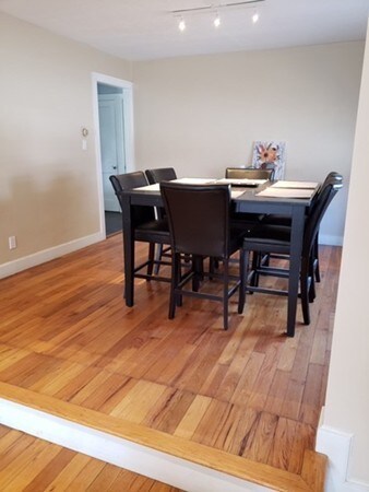 562 Chandler St, Worcester, MA 01602 - photo 4