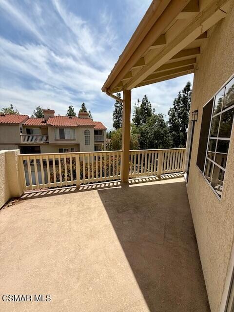 1 Balcony 1a
