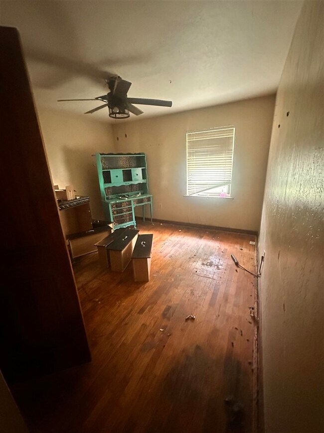 13453 NE Kleeman Rd, Elgin, OK 73538 - photo 7