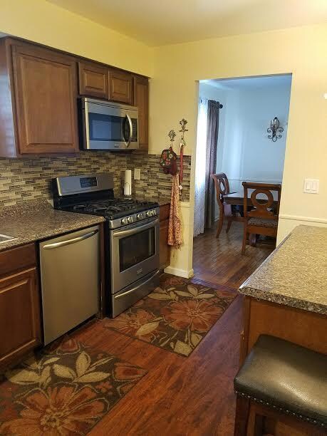 5221 Honeytree Loop kitchen 1