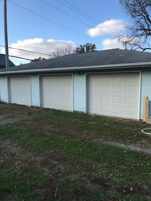 626 2nd St, Columbus Junction, IA 52738 - photo 6