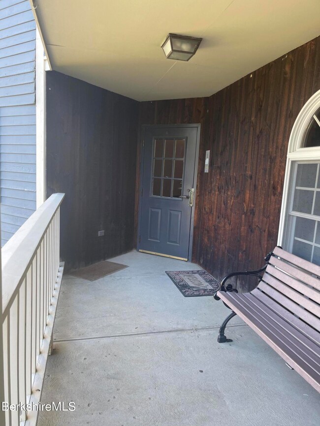 Private Entrance