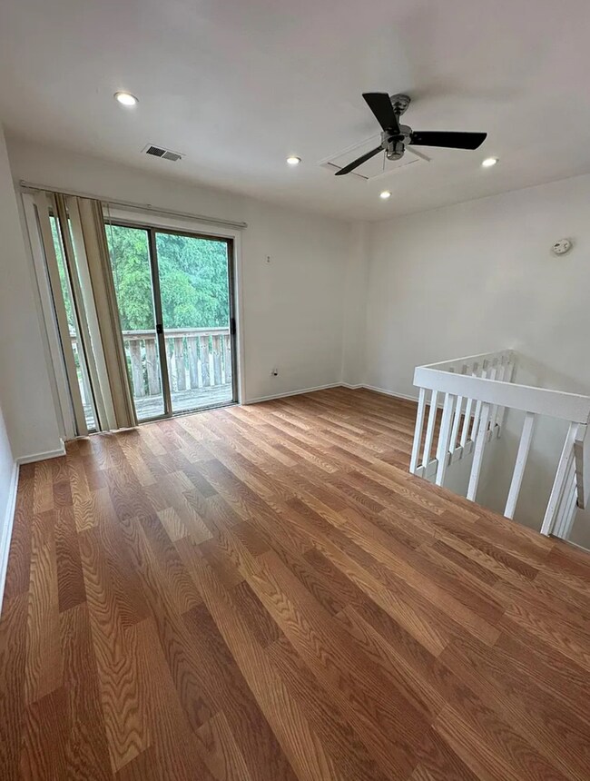 unlisted-address, Fox Lake, IL 60020 - photo 6