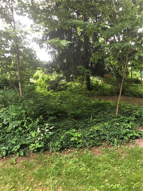 5614 Sherwood Dr, Easton, PA 18040 - photo 7