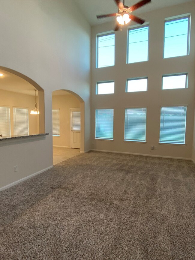 374 Kendall Crest Dr, Alvin, TX 77511 - photo 6