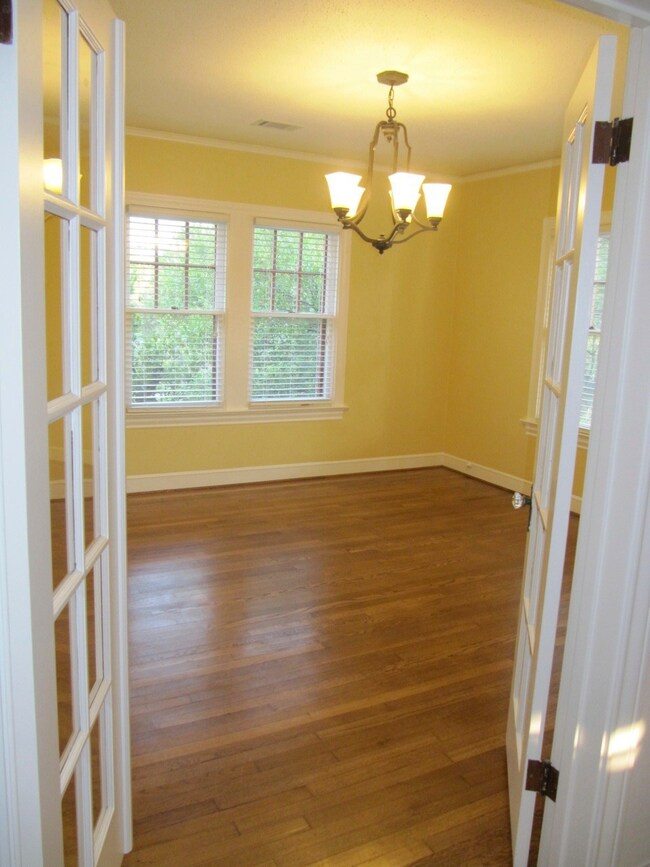 1659 Harold St unit B, Houston, TX 77006 - photo 5