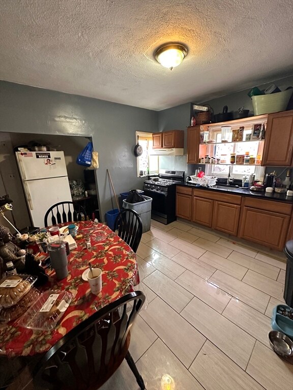 57 Mansfield St, Everett, MA 02149 - photo 5