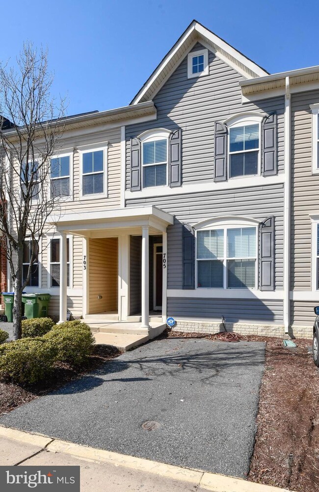 705 Woodstream Blvd unit 803, Stafford, VA 22556 - photo 2