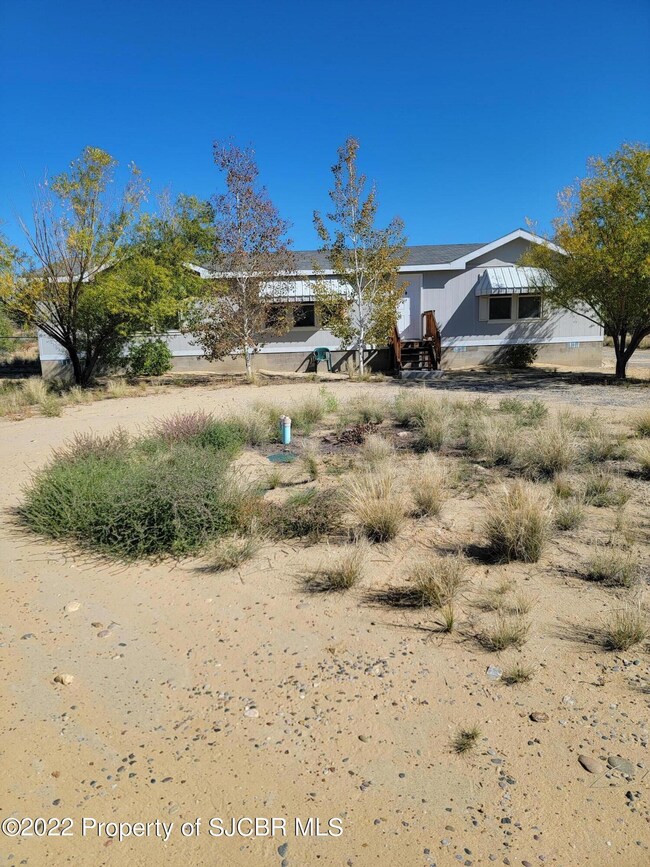 860 Katherine Ave, Farmington, NM 87401 - photo 2
