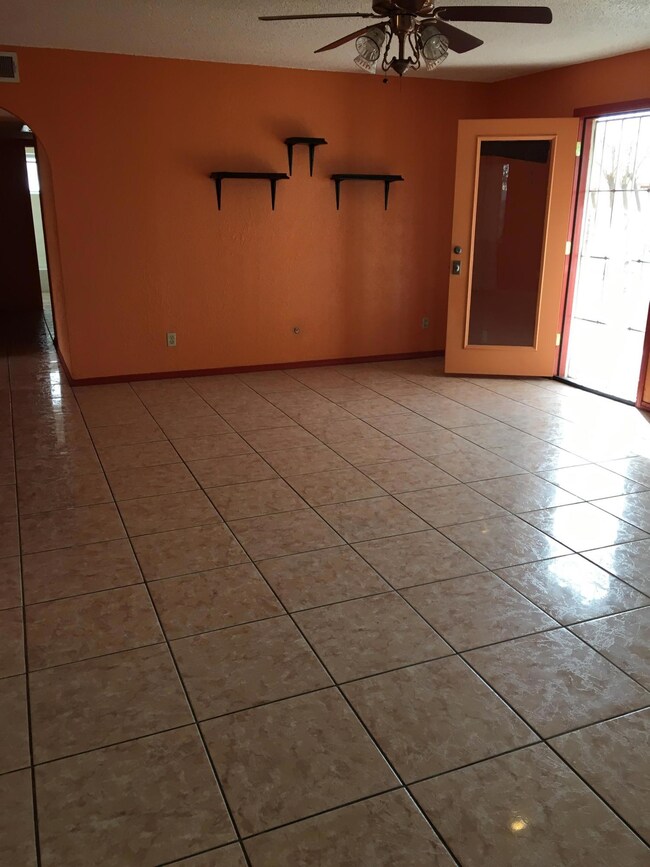 1709 Ron Cerrudo St, El Paso, TX 79936 - photo 2