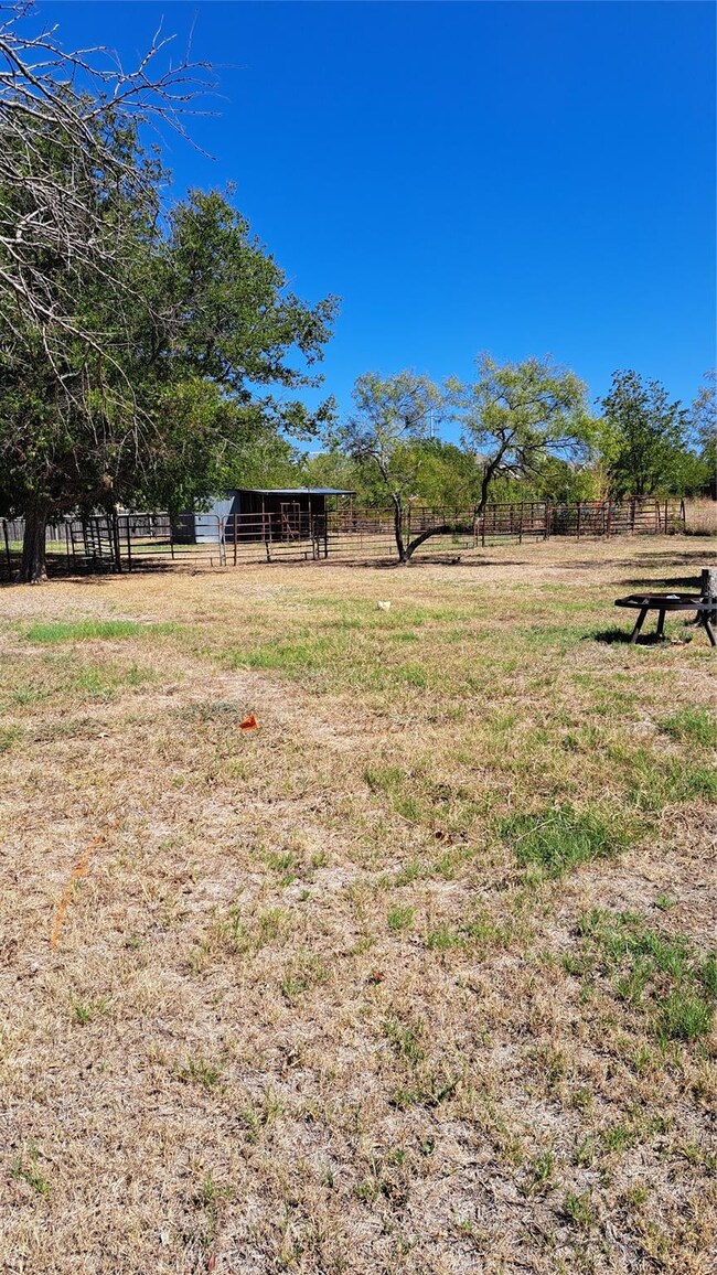 3030 Sunrise Trail, Weatherford, TX 76088 - photo 4