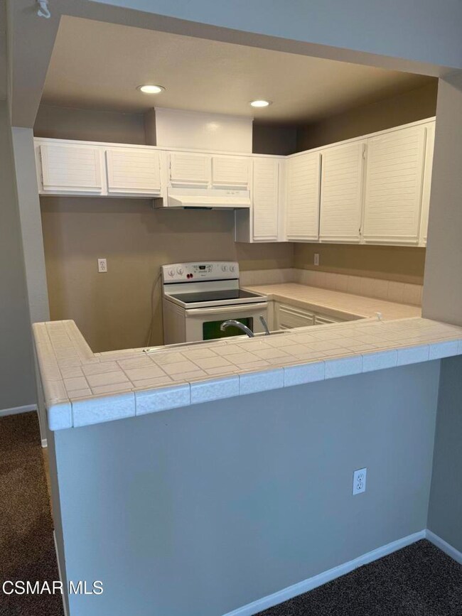 1109 Tivoli Ln unit 131, Simi Valley, CA 93065 - photo 7