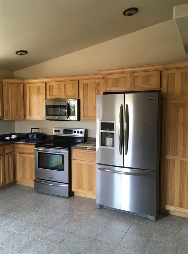 135 NW 10th St, Cedaredge, CO 81413 - photo 6