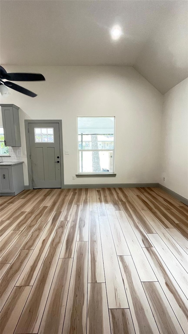 1010 Elm St, Bonham, TX 75418 - photo 4