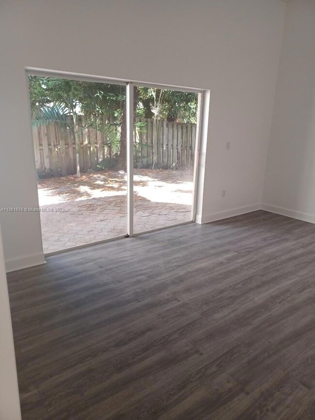 11240 NW 51st Terrace, Doral, FL 33178 - photo 7