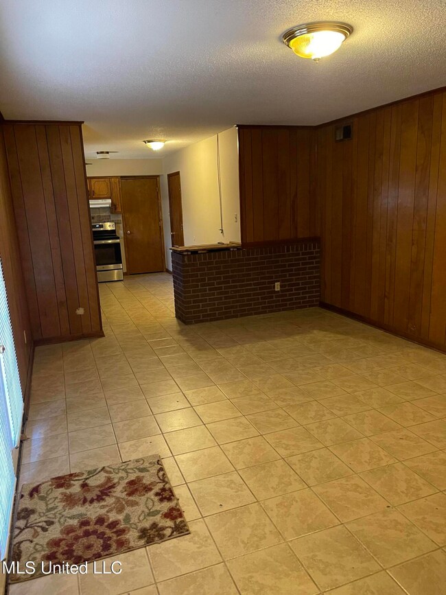 2128 Timberlane St, Hernando, MS 38632 - photo 5