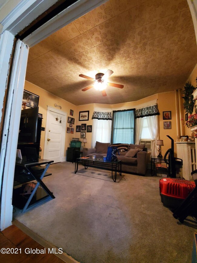 4 W Van Vechten St, Albany, NY 12209 - photo 3