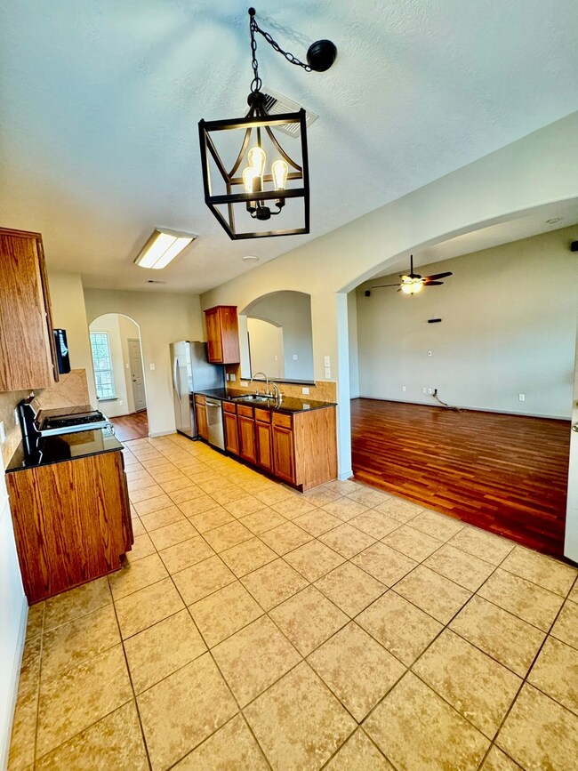 3507 Bakerswood Dr, Spring, TX 77386 - photo 3