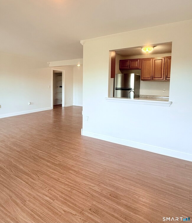 175 Mill Pond Rd unit 106, Hamden, CT 06514 - photo 7