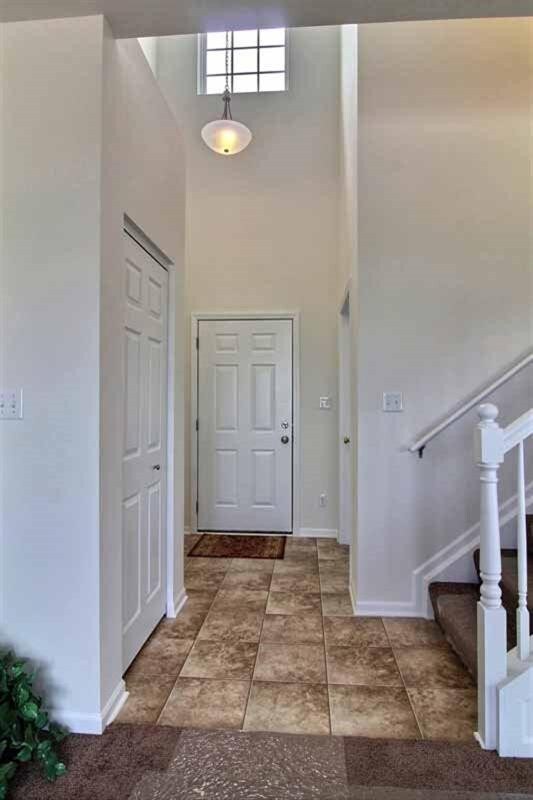 5732 Burr Ridge Cir, Crown Point, IN 46307 - photo 4