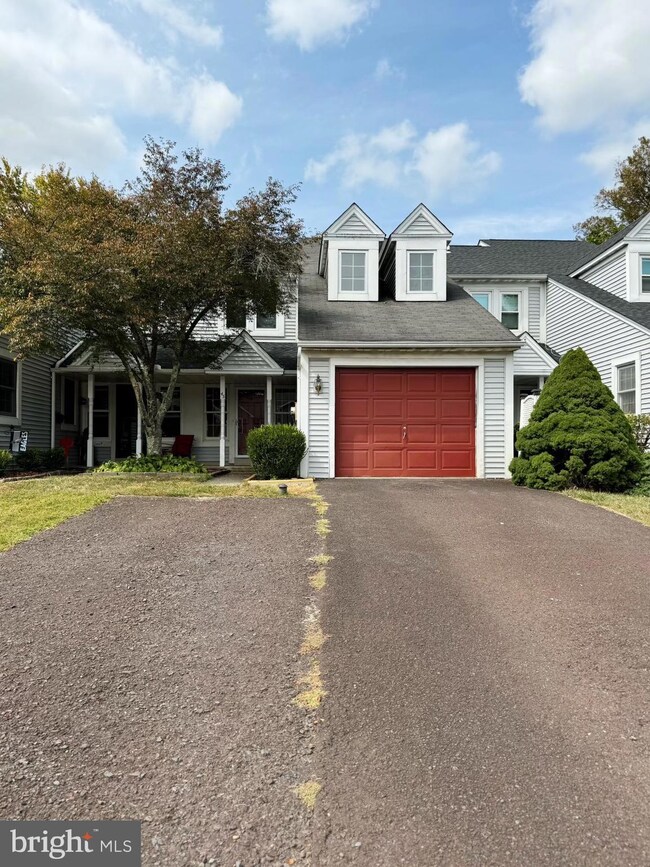 43 W Walnut St, Souderton, PA 18964 - photo 2