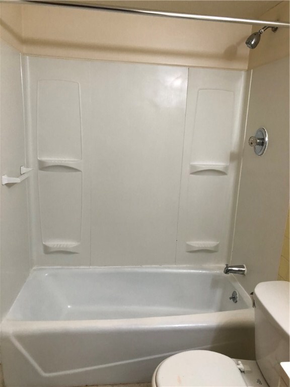 41 Cherry St, Pawtucket, RI 02860 - photo 5